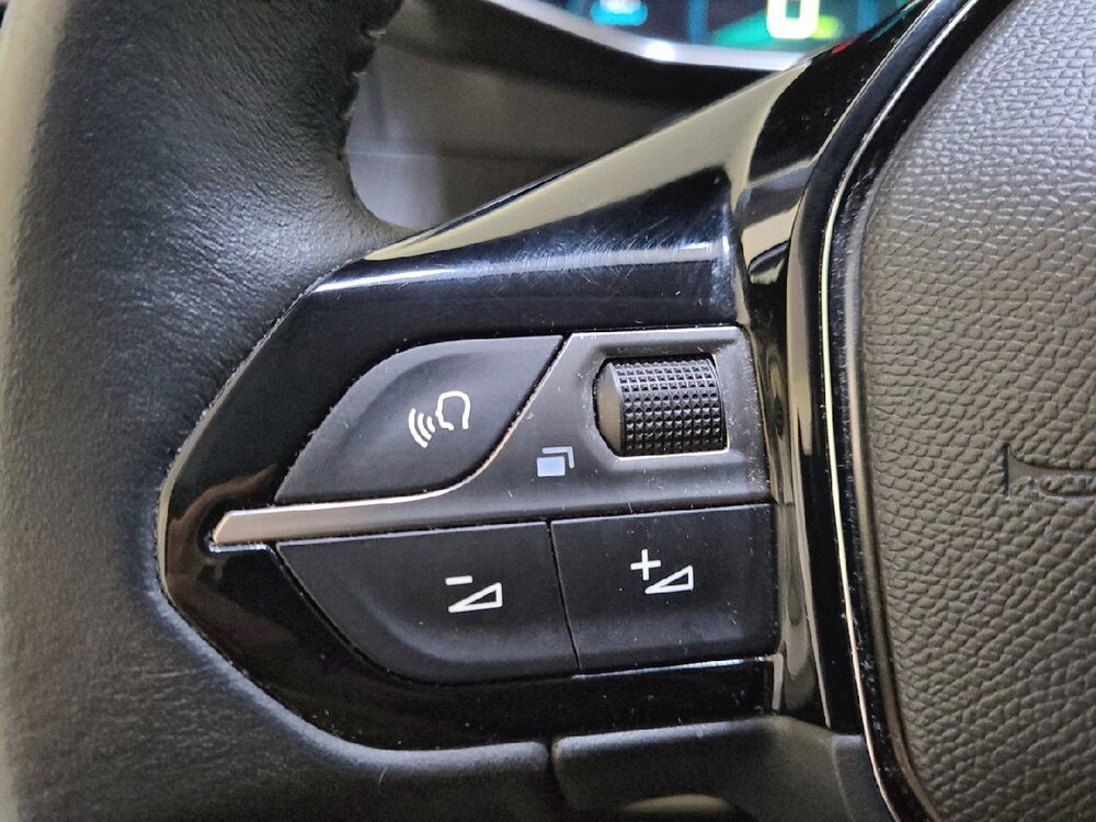 Occasion PEUGEOT 208 208 Electrique 50 kWh 136ch - Roadtrip