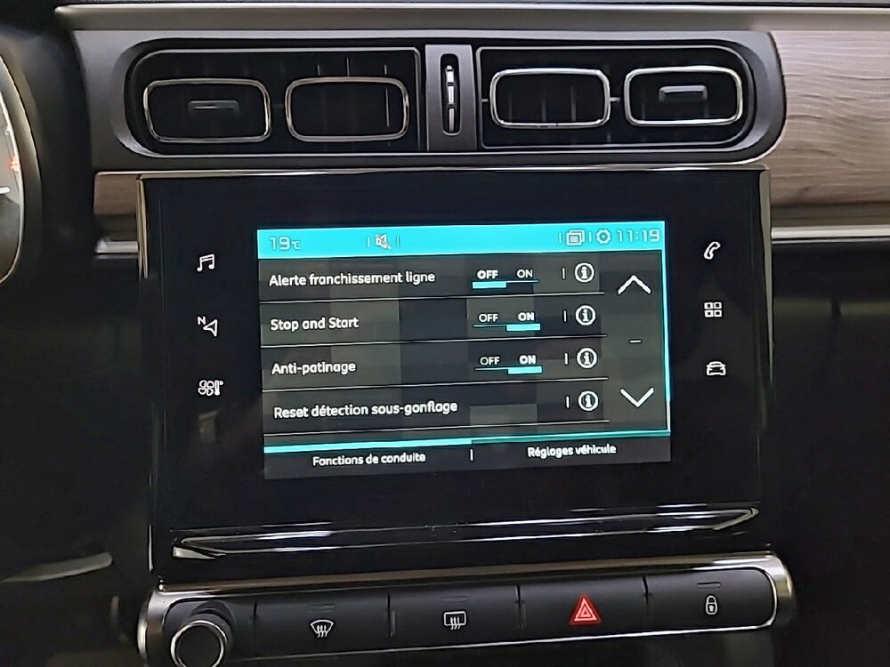 Occasion CITROEN C3 C3 PureTech 110 S&S EAT6 - Shine Pack