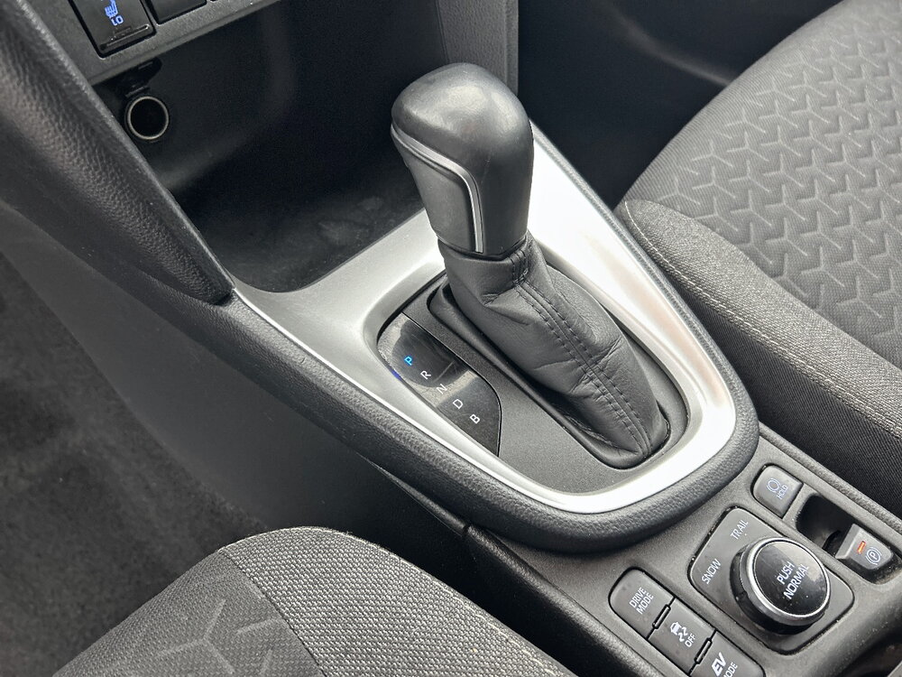 Occasion TOYOTA Yaris Yaris Cross Hybride 116h 2WD - Design