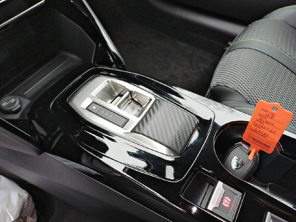 Occasion PEUGEOT 208 208 Hybrid 145 e-DCS6 - GT