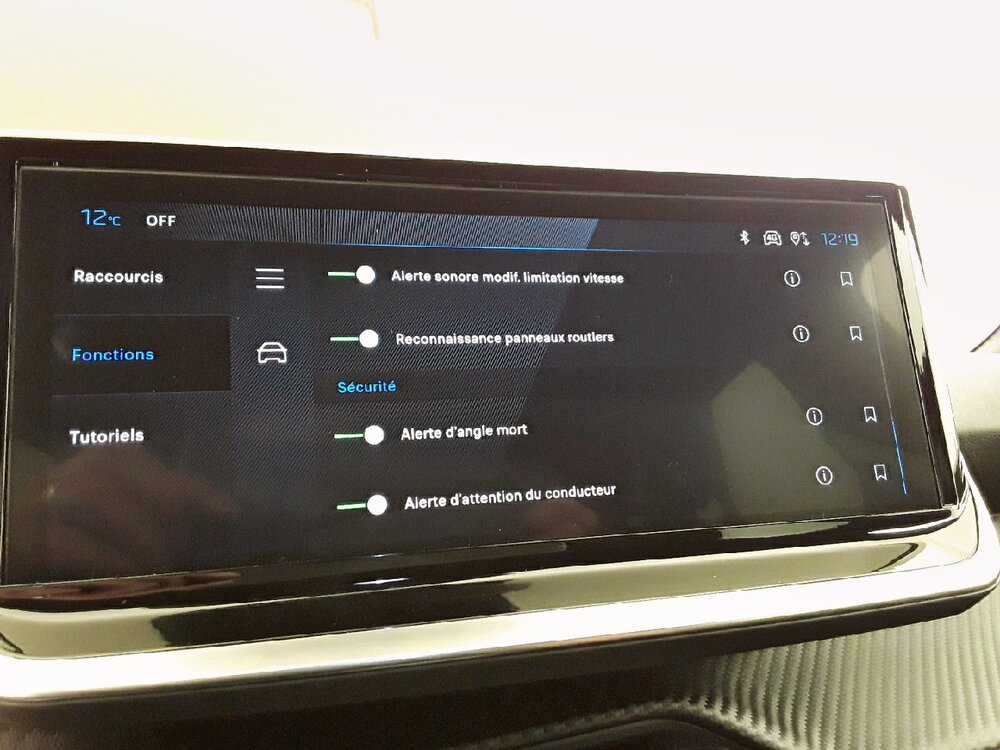 Occasion PEUGEOT 2008 2008 Hybrid 145 e-DCS6 - Allure