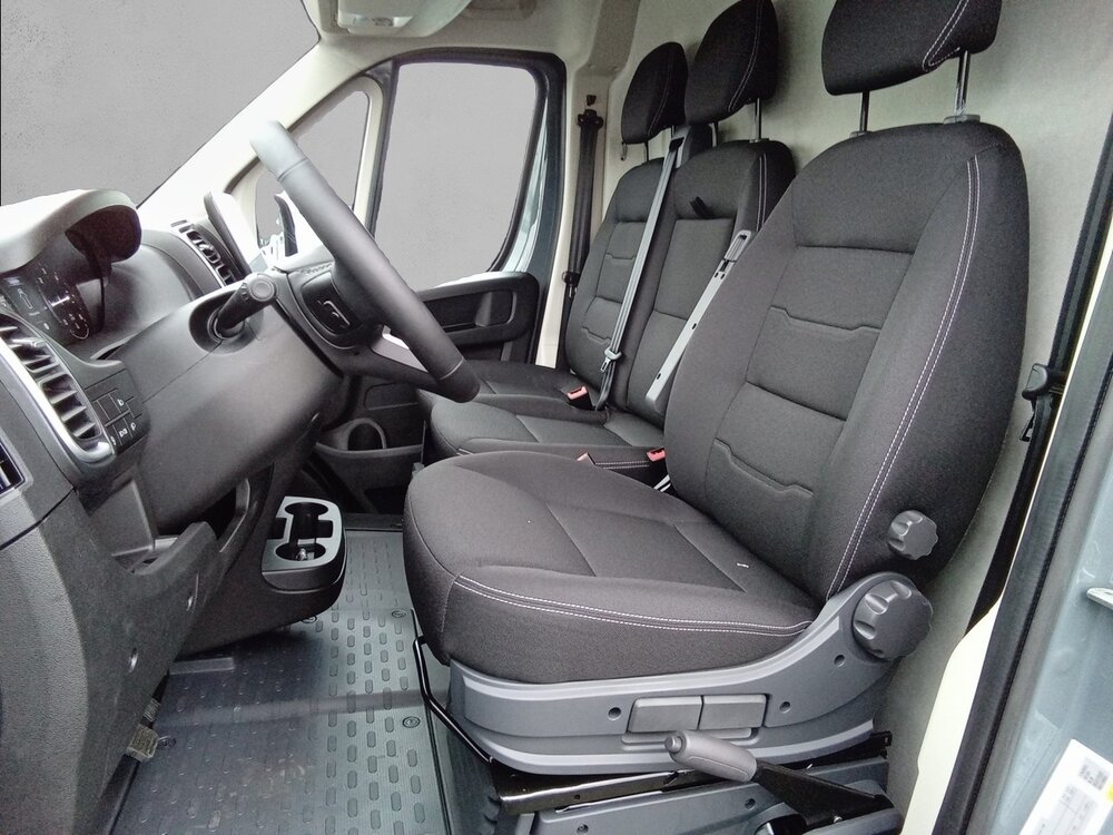 Occasion PEUGEOT Boxer BOXER FGN TOLE 3.5 T L2H2 140 S&S BVA8