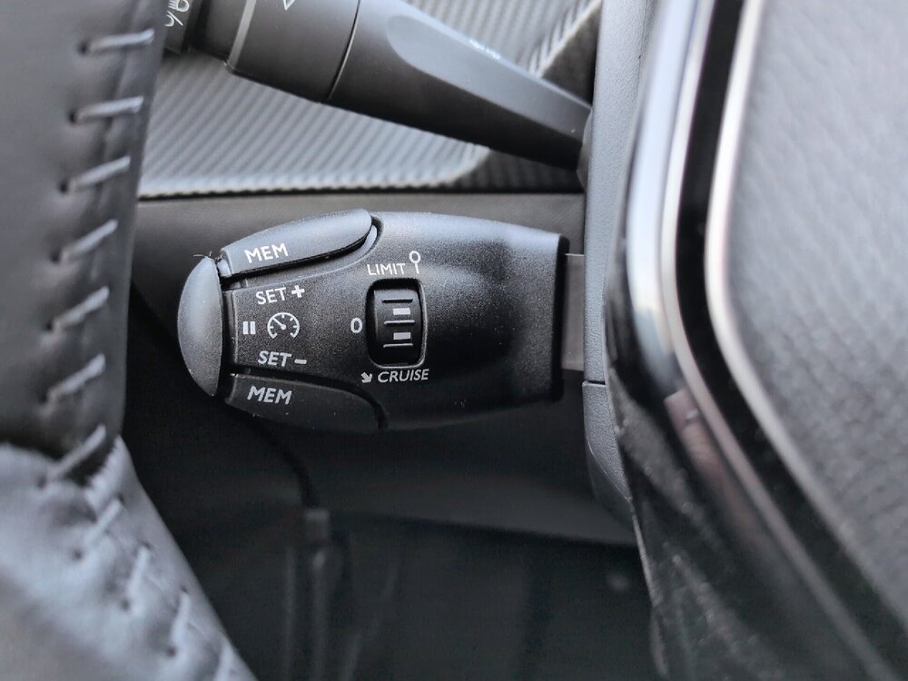 Occasion PEUGEOT 208 208 Hybrid 145 e-DCS6 - Allure