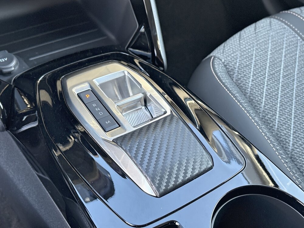 Occasion PEUGEOT 208 208 Hybrid 110 e-DCS6 - série spéciale ENVY