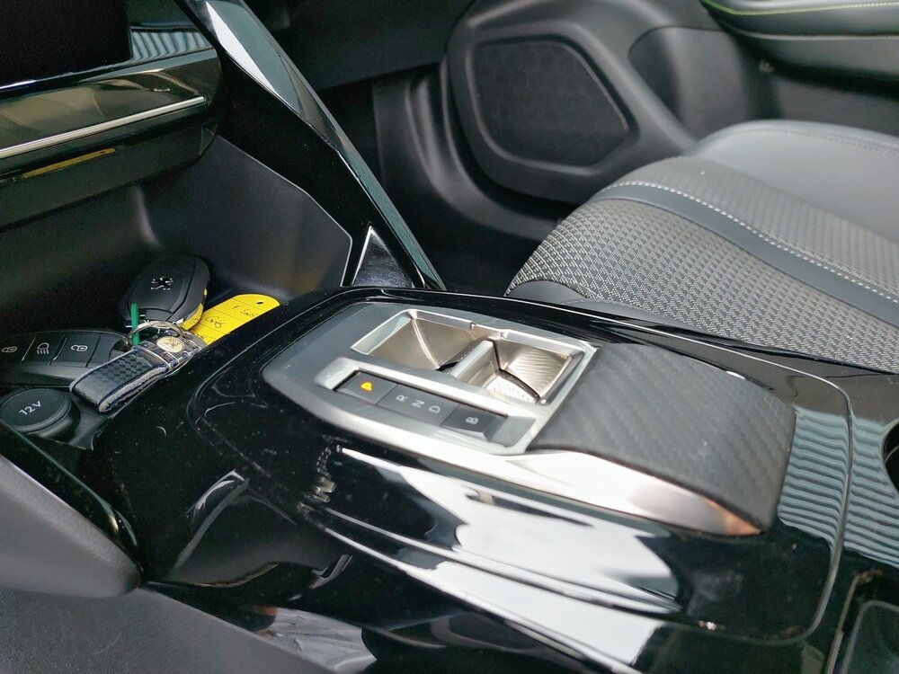 Occasion PEUGEOT 2008 2008 Electrique 136 ch - GT