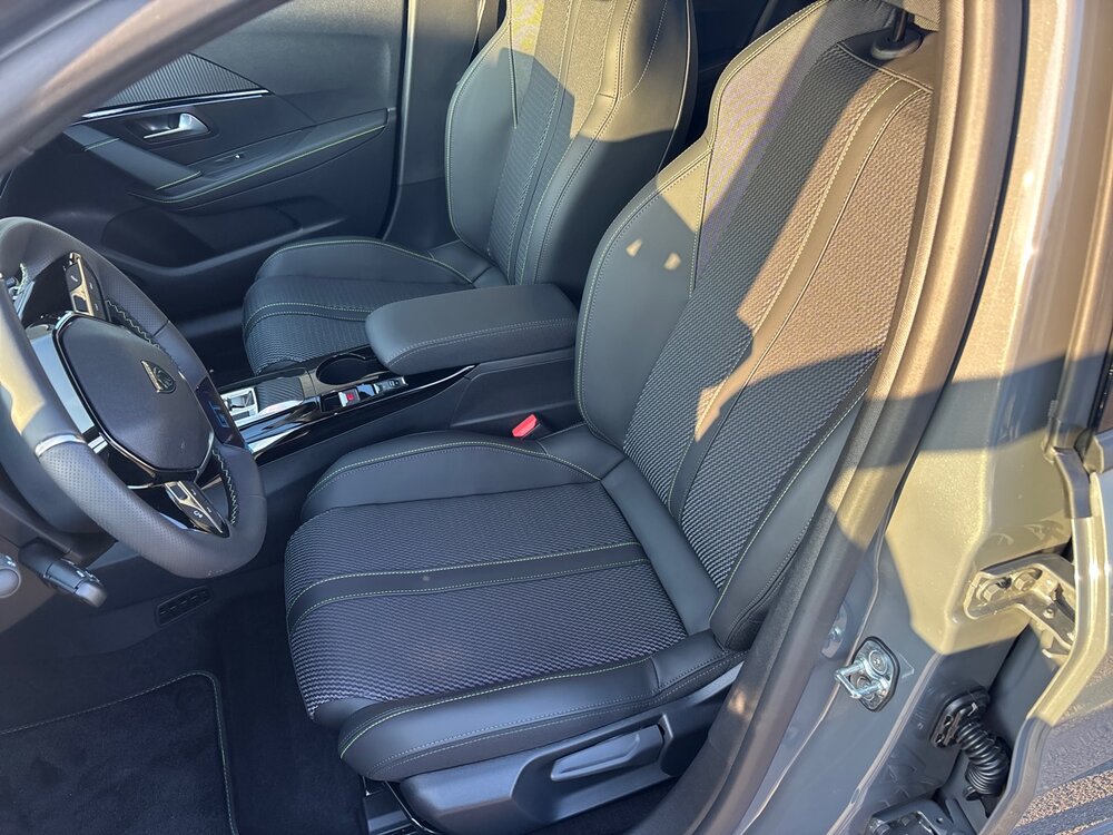 Occasion PEUGEOT 208 208 Hybrid 145 e-DCS6 - GT