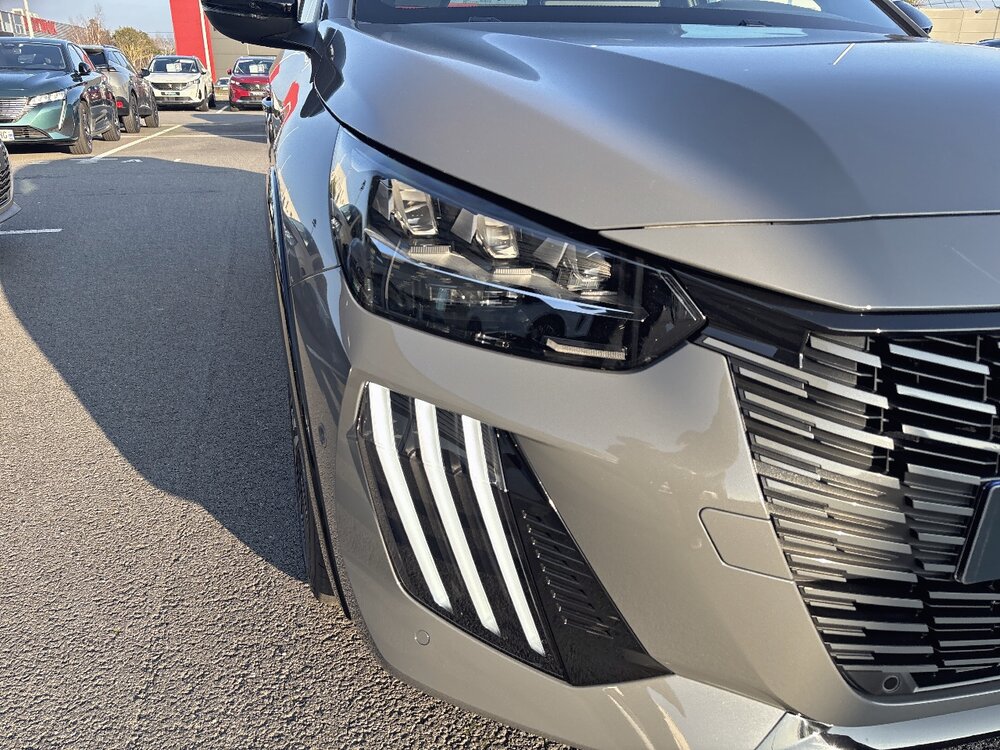 Occasion PEUGEOT 208 208 Hybrid 145 e-DCS6 - GT