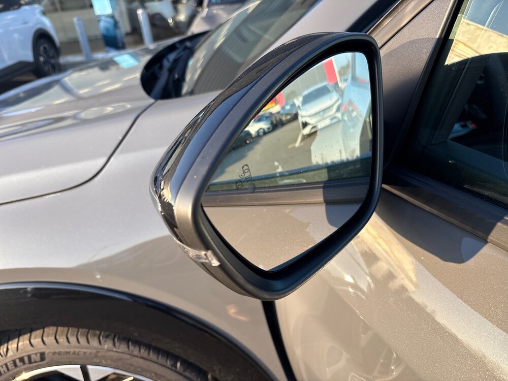 Occasion PEUGEOT 208 208 Hybrid 145 e-DCS6 - GT