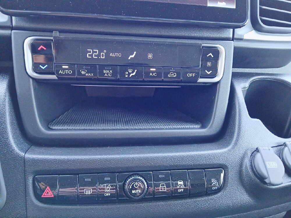 Occasion PEUGEOT Boxer BOXER FGN TOLE 3.3 T L2H2 140 S&S BVM6