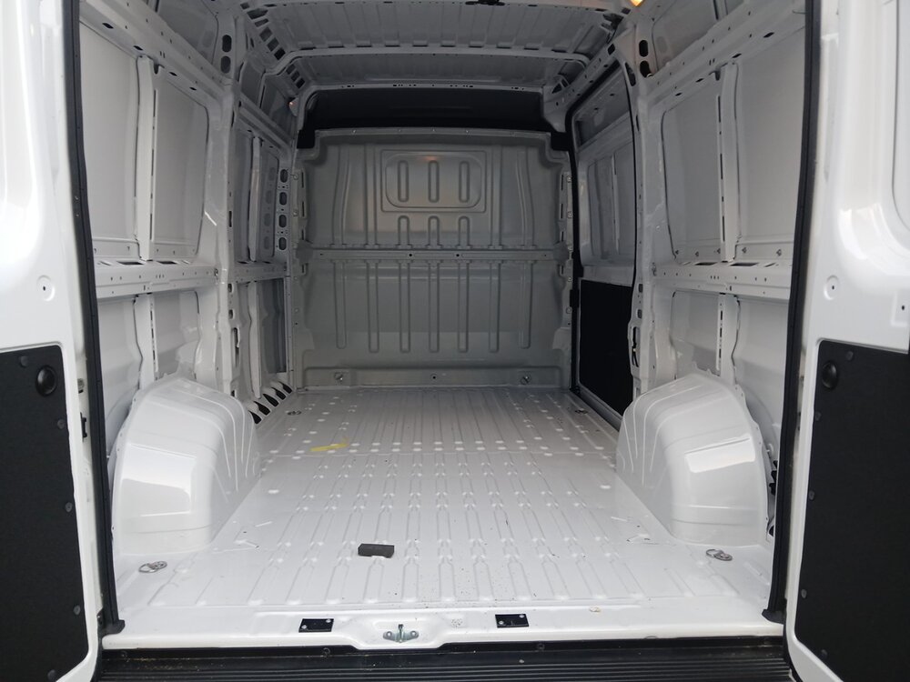 Occasion PEUGEOT Boxer BOXER FGN TOLE 3.3 T L2H2 140 S&S BVM6