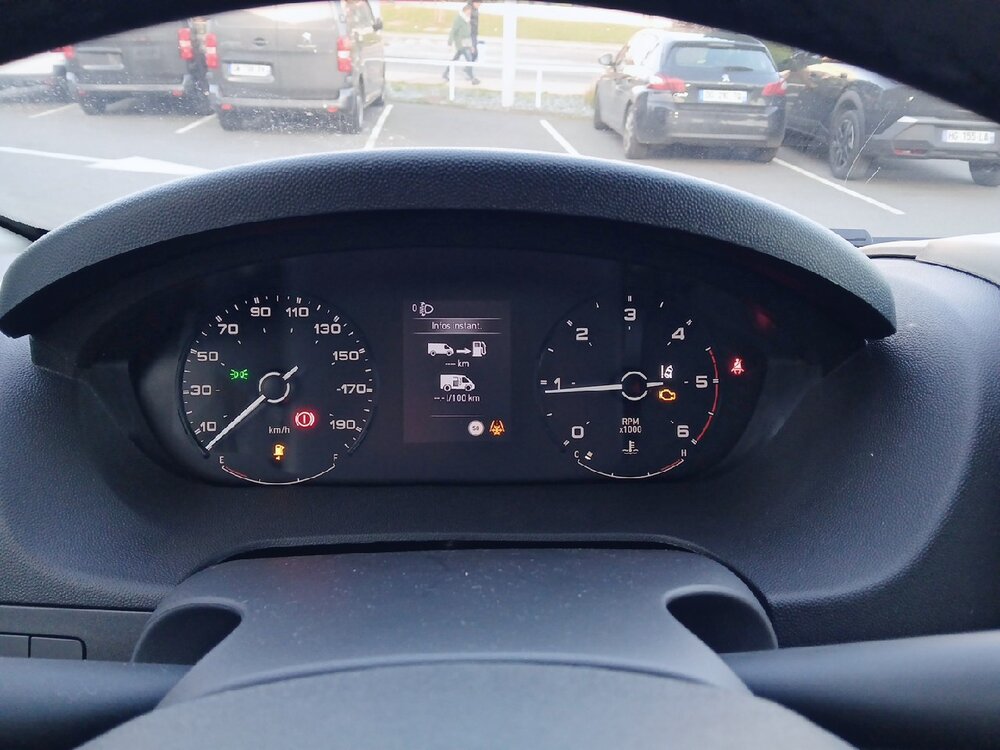 Occasion PEUGEOT Boxer BOXER FGN TOLE 3.3 T L2H2 140 S&S BVM6