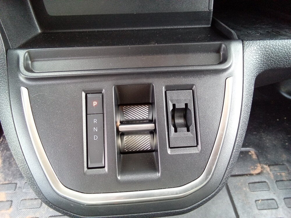 Occasion PEUGEOT Expert EXPERT CA FIXE M DIESEL 180 CH AUTOMATIQUE