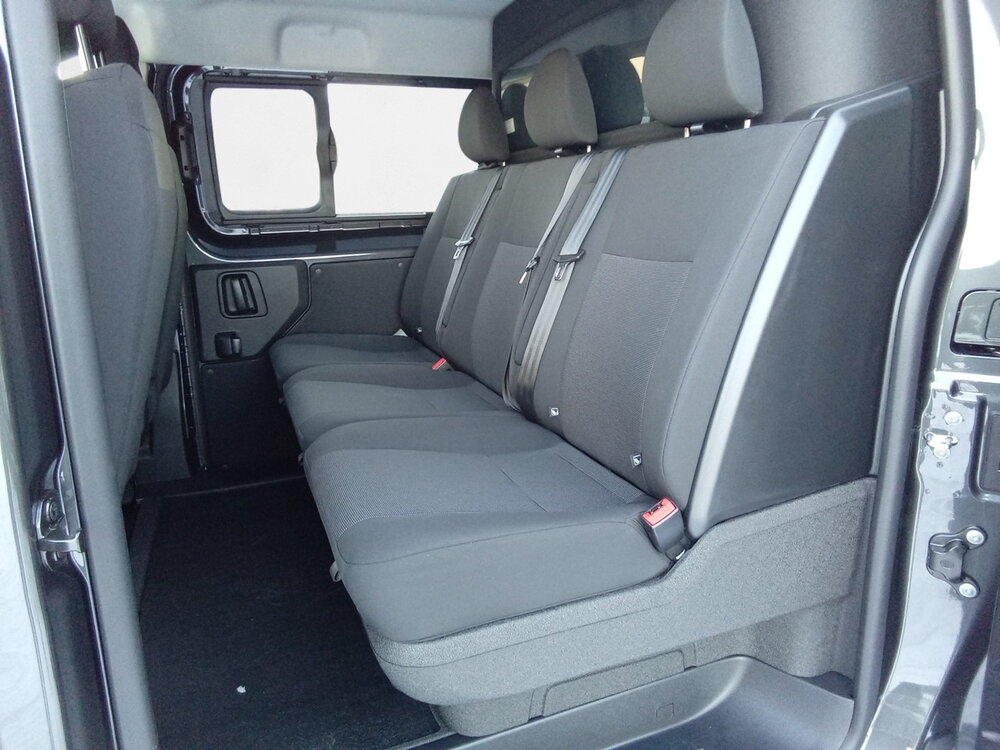 Occasion PEUGEOT Expert EXPERT CA FIXE M DIESEL 180 CH AUTOMATIQUE