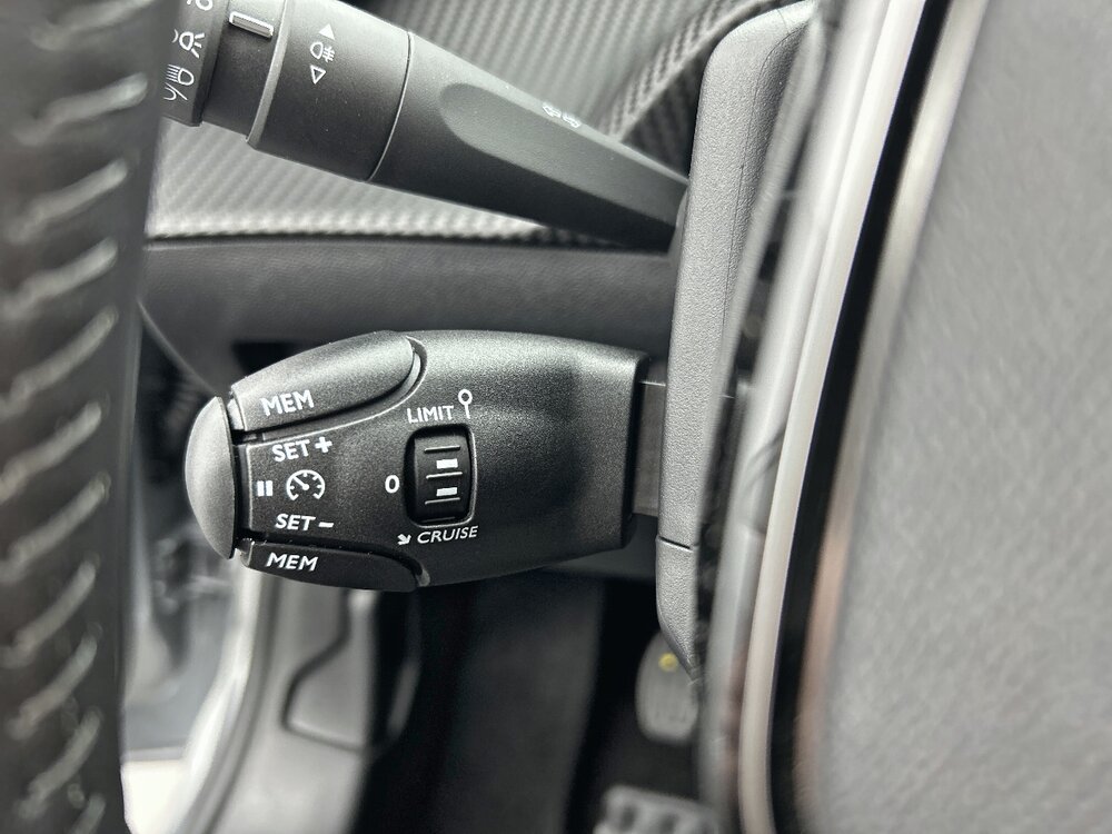 Occasion PEUGEOT 208 208 PureTech 100 S&S BVM6 - Allure