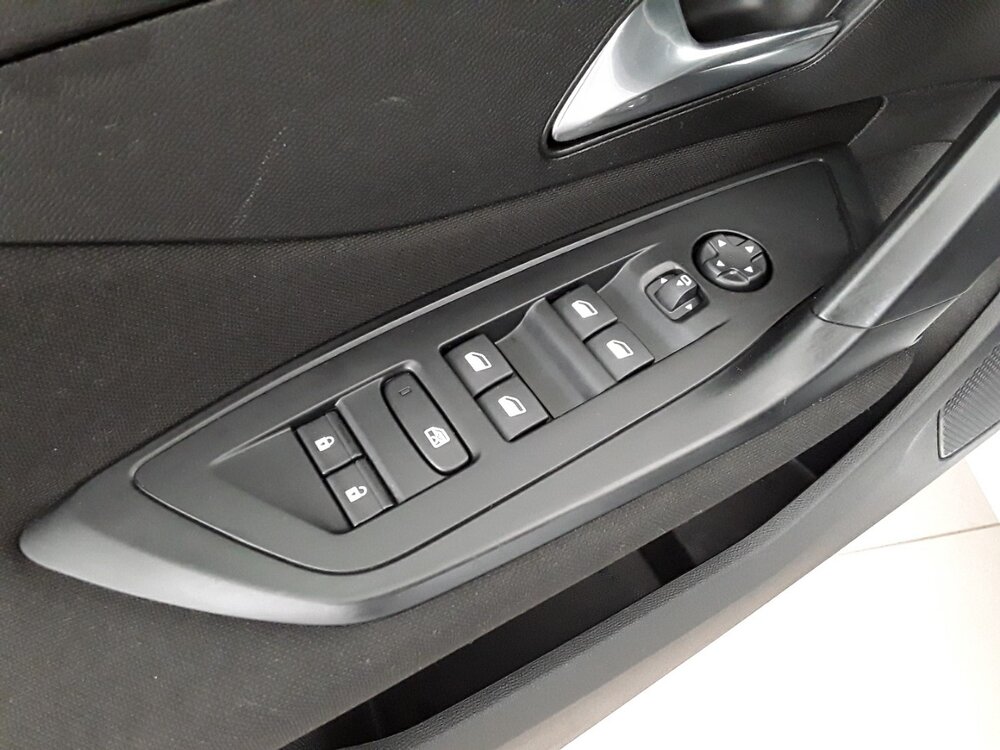 Occasion PEUGEOT 308 308 PureTech 130ch S&S EAT8 - Active Pack