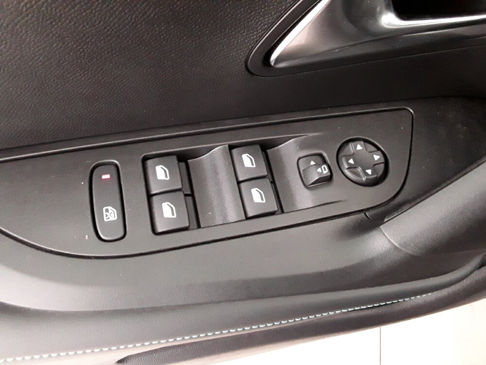 Occasion PEUGEOT 2008 2008 PureTech 130 S&S BVM6 - Allure Pack