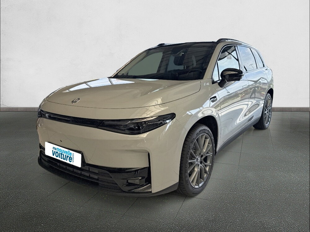 Occasion LEAPMOTOR C10 C10 REEV 28.4 kWh - 158 kW - Design