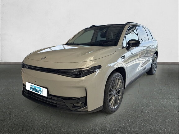 Occasion LEAPMOTOR C10 C10 REEV 28.4 kWh - 158 kW - Design