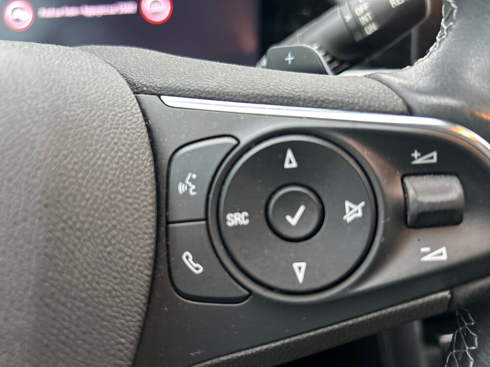 Occasion OPEL Grandland Grandland Hybrid 225 ch BVA8 - Ultimate