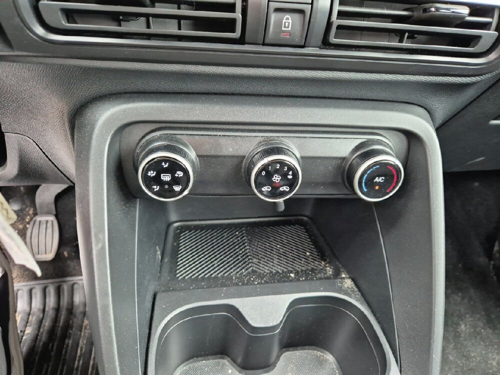 Occasion CITROEN C3 C3 Turbo 100 ch BVM6 - Plus