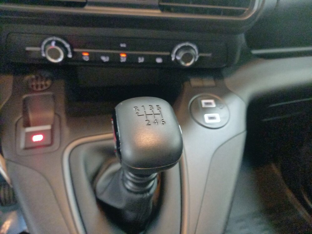 Occasion PEUGEOT Partner PARTNER FOURGON M 650 KG BLUEHDI 100 S&S BVM6