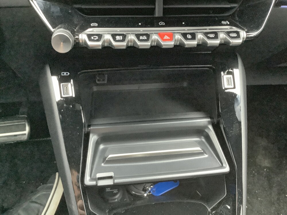 Occasion PEUGEOT 2008 2008 Hybrid 145 e-DCS6 - GT