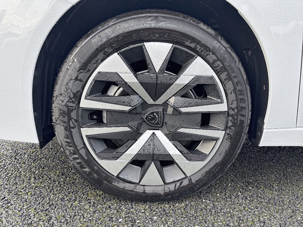 Occasion PEUGEOT 208 208 Hybrid 110 e-DCS6 - Style