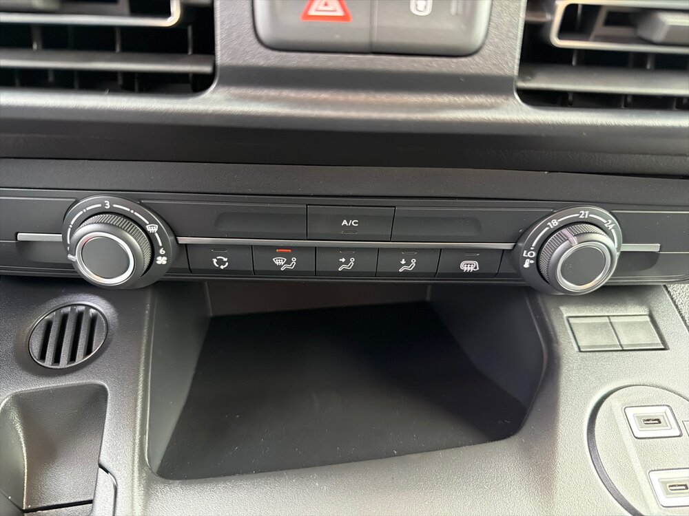 Occasion OPEL Combo COMBO CARGO M 650 KG BLUEHDI 100 S&S BVM6