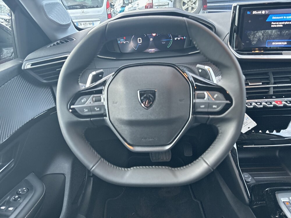 Occasion PEUGEOT 208 208 Hybrid 110 e-DCS6 - série spéciale ENVY