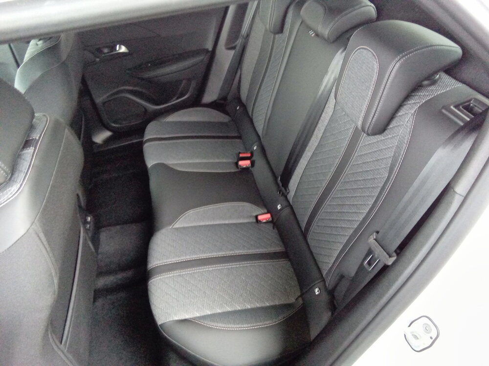 Occasion PEUGEOT 2008 2008 PureTech 130 S&S EAT8 - Allure