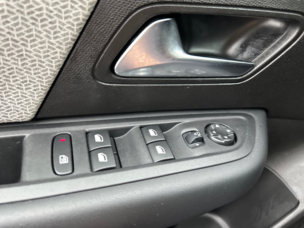 Occasion CITROEN C4 C4 PureTech 130 S&S EAT8 - Feel Pack