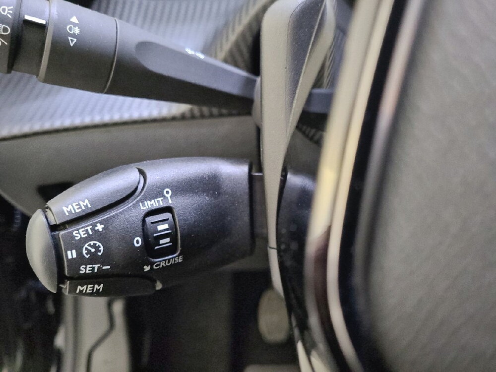 Occasion PEUGEOT 208 208 PureTech 100 S&S BVM6 - Active