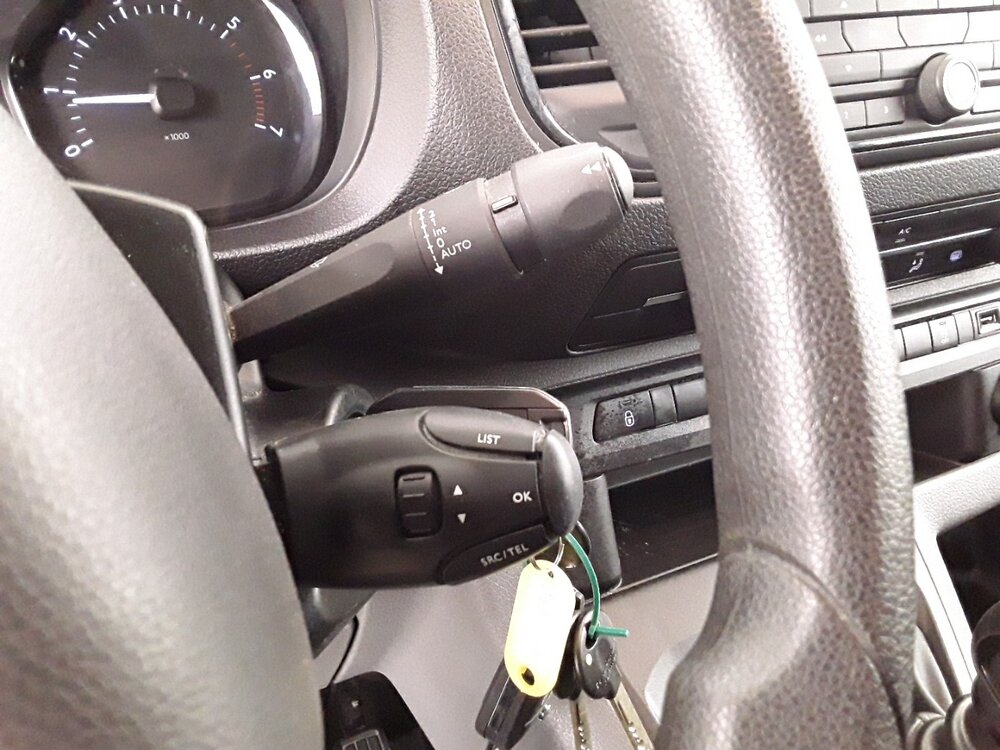 Occasion CITROEN Jumpy JUMPY FGN M BLUEHDI 145 S&S BVM6 - CLUB