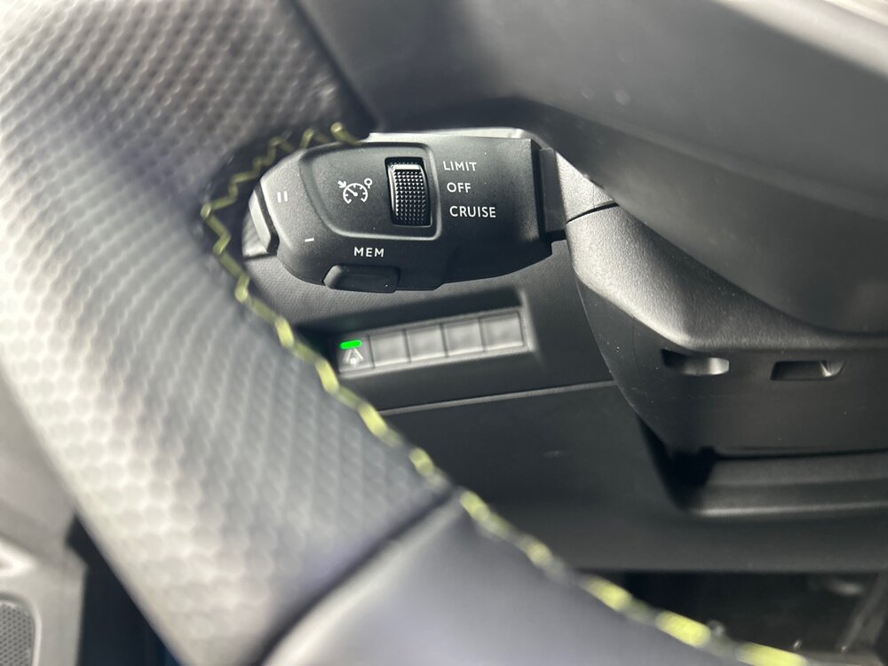 Occasion PEUGEOT 2008 2008 Hybrid 136 e-DCS6 - GT