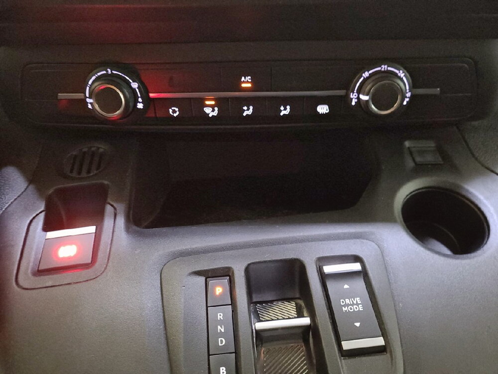 Occasion PEUGEOT Partner E-PARTNER FOURGON STANDARD 800 KG 136 CH BATTERIE 50 KWH - ASPHALT