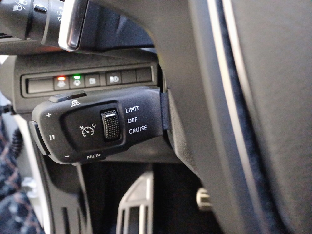 Occasion PEUGEOT 3008 3008 Hybrid 225 e-EAT8 - GT