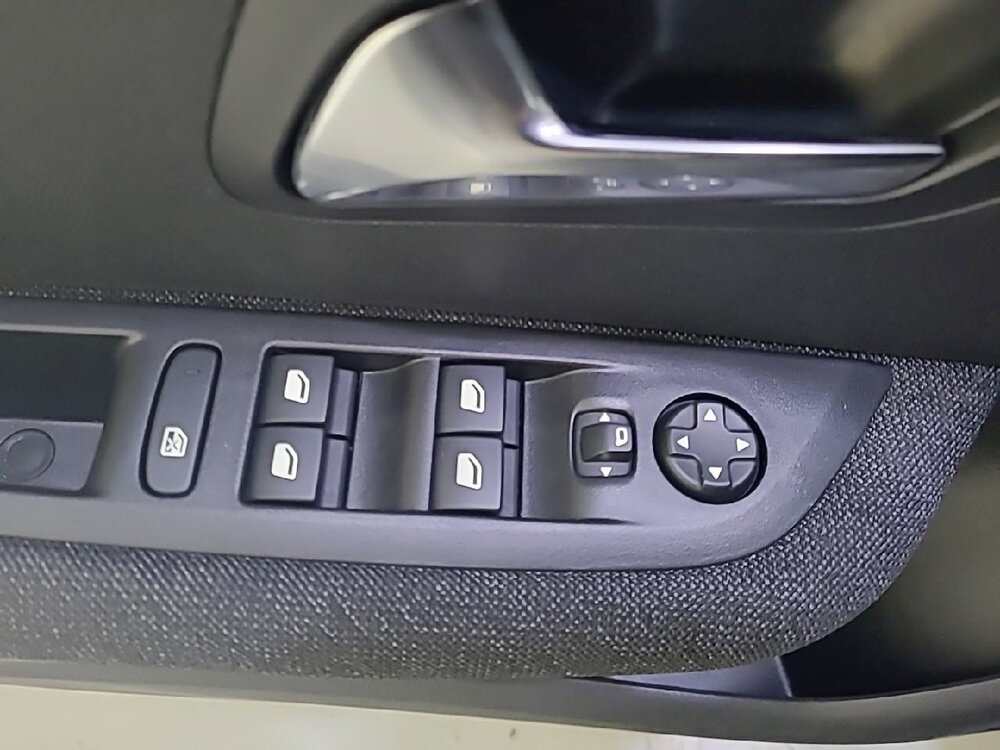 Occasion PEUGEOT 208 208 PureTech 100 S&S BVM6 - Active