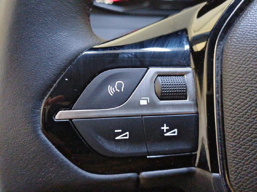 Occasion PEUGEOT 208 208 PureTech 100 S&S BVM6 - Active