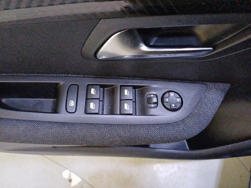 Occasion PEUGEOT 208 208 PureTech 100 S&S BVM6 - Active