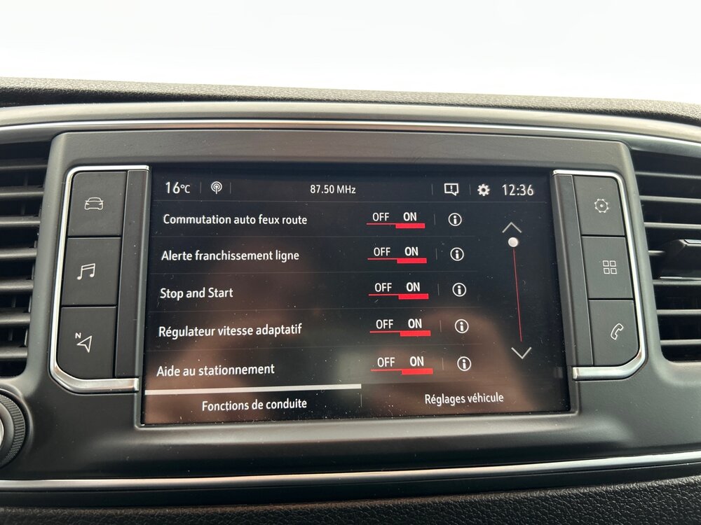 Occasion OPEL Vivaro VIVARO CA FIXE TAILLE M BLUEHDI 180 S&S EAT8