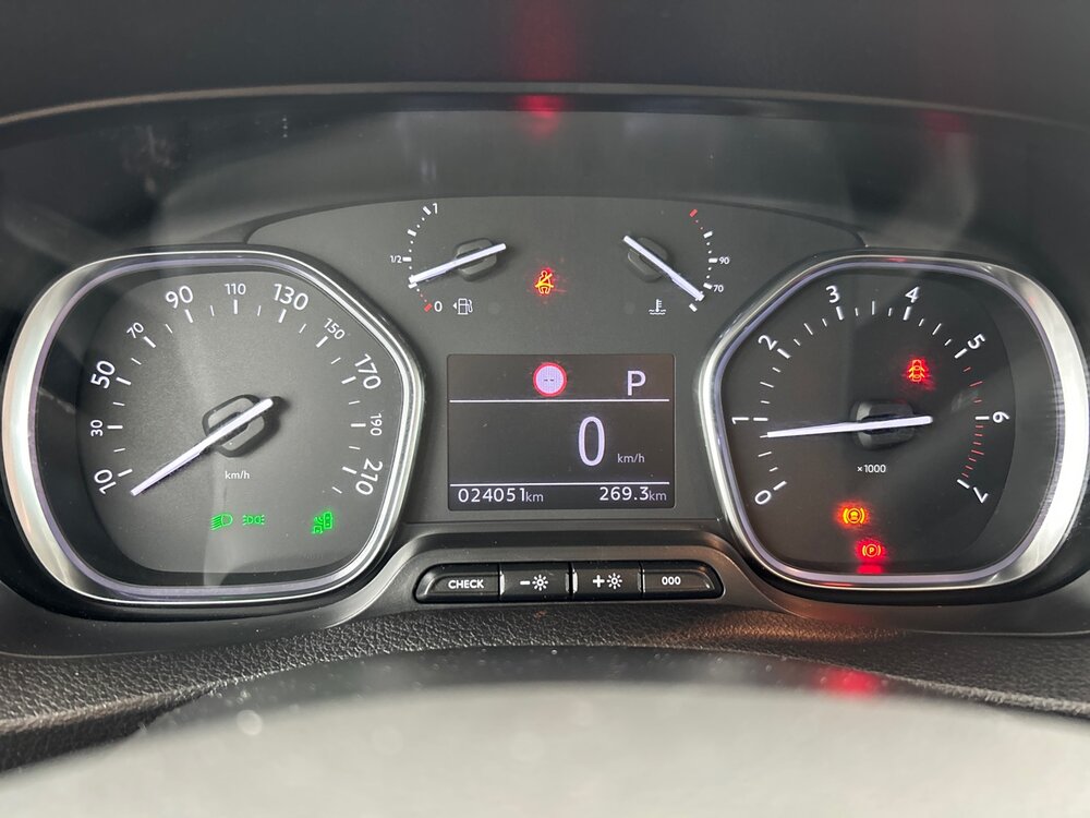 Occasion OPEL Vivaro VIVARO CA FIXE TAILLE M BLUEHDI 180 S&S EAT8