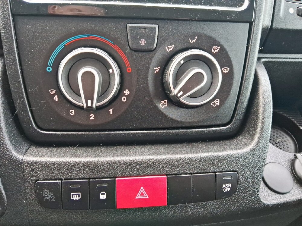 Occasion PEUGEOT Boxer BOXER TOLE 3.3 T L2H2 BLUEHDI 140 S&S BVM6