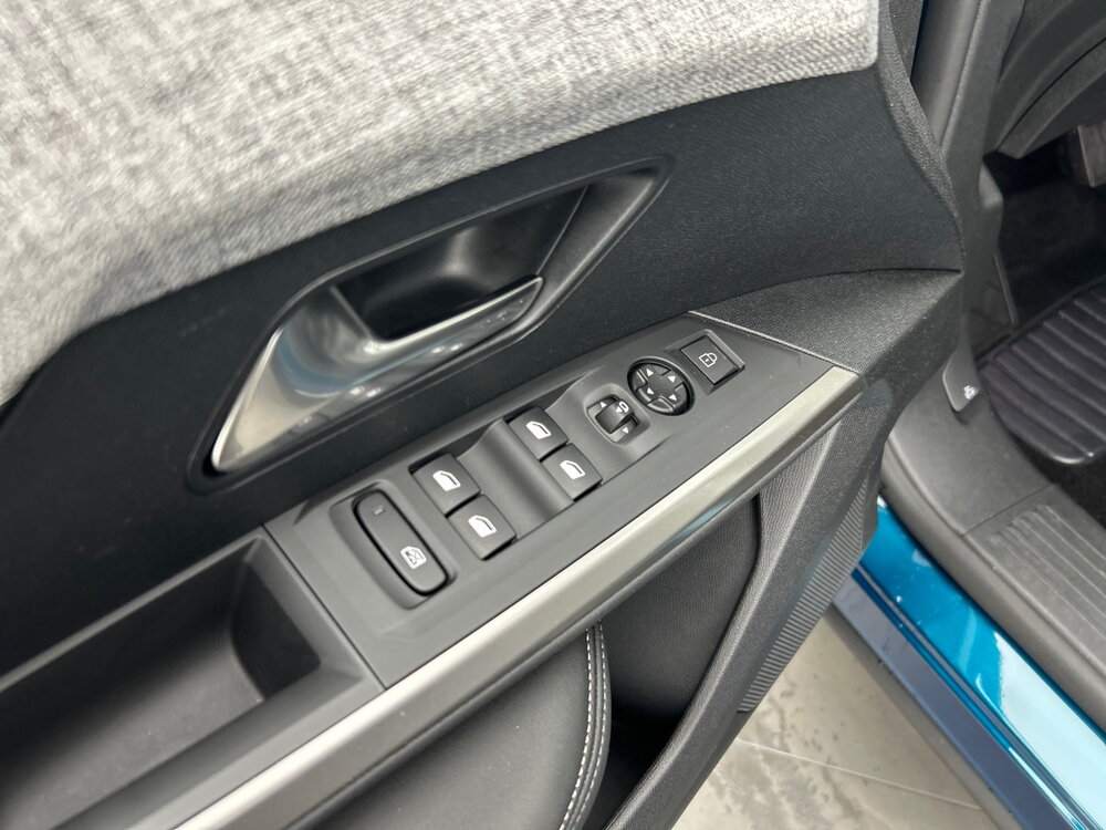 Occasion PEUGEOT 3008 3008 Hybrid 145 e-DCS6 - Allure