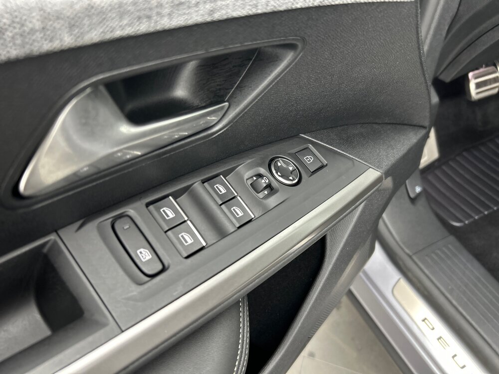 Occasion PEUGEOT 5008 5008 Hybrid 136 e-DCS6 - GT