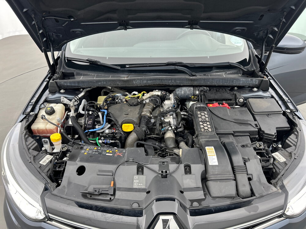 Occasion RENAULT Megane Mégane IV Berline Blue dCi 115 EDC - Business