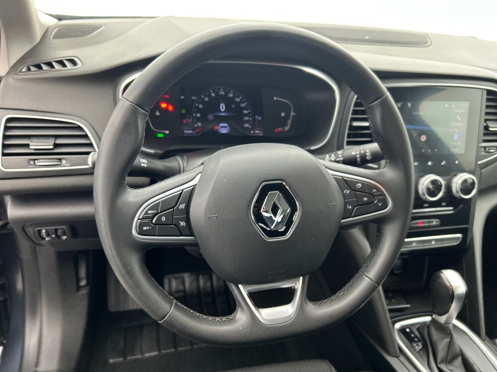 Occasion RENAULT Megane Mégane IV Berline Blue dCi 115 EDC - Business