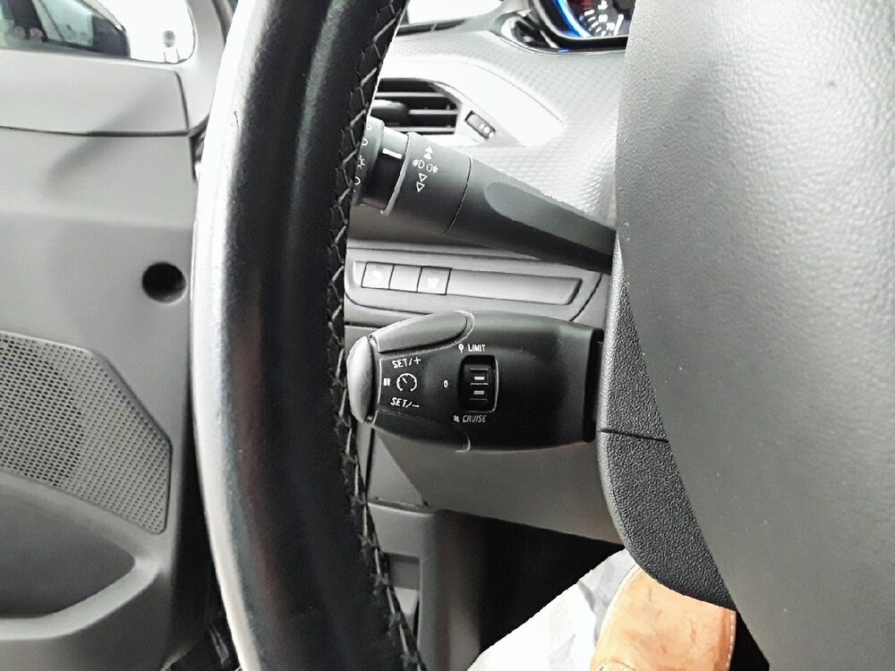 Occasion PEUGEOT 2008 2008 BlueHDi 100ch S&S BVM5 - Allure Business