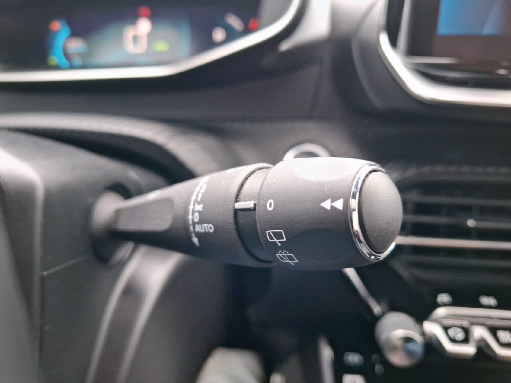 Occasion PEUGEOT 2008 2008 Electrique 136 ch - GT