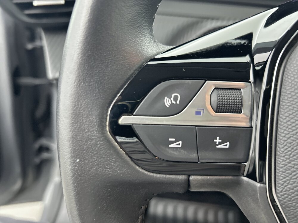 Occasion PEUGEOT 208 208 PureTech 100 S&S BVM6 - Allure