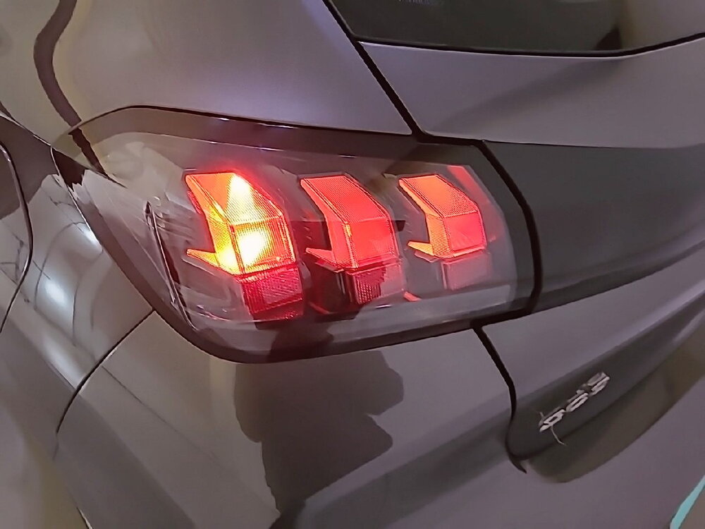 Occasion PEUGEOT 208 208 BlueHDi 100 S&S BVM6 - Active